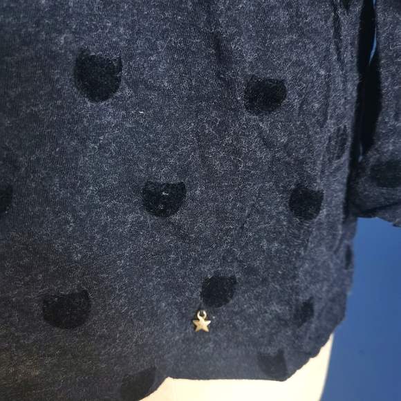 Cat top - Picture 3 of 13